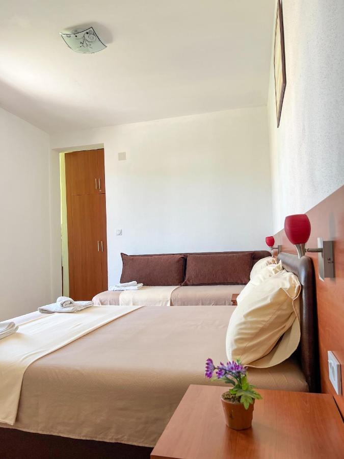 Apartments Fat E Jet - Pool & Breakfast Ulcinj Eksteriør bilde