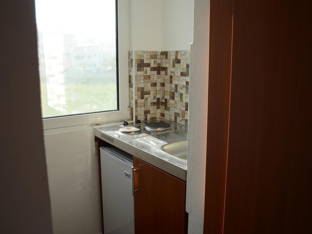 Apartments Fat E Jet - Pool & Breakfast Ulcinj Eksteriør bilde