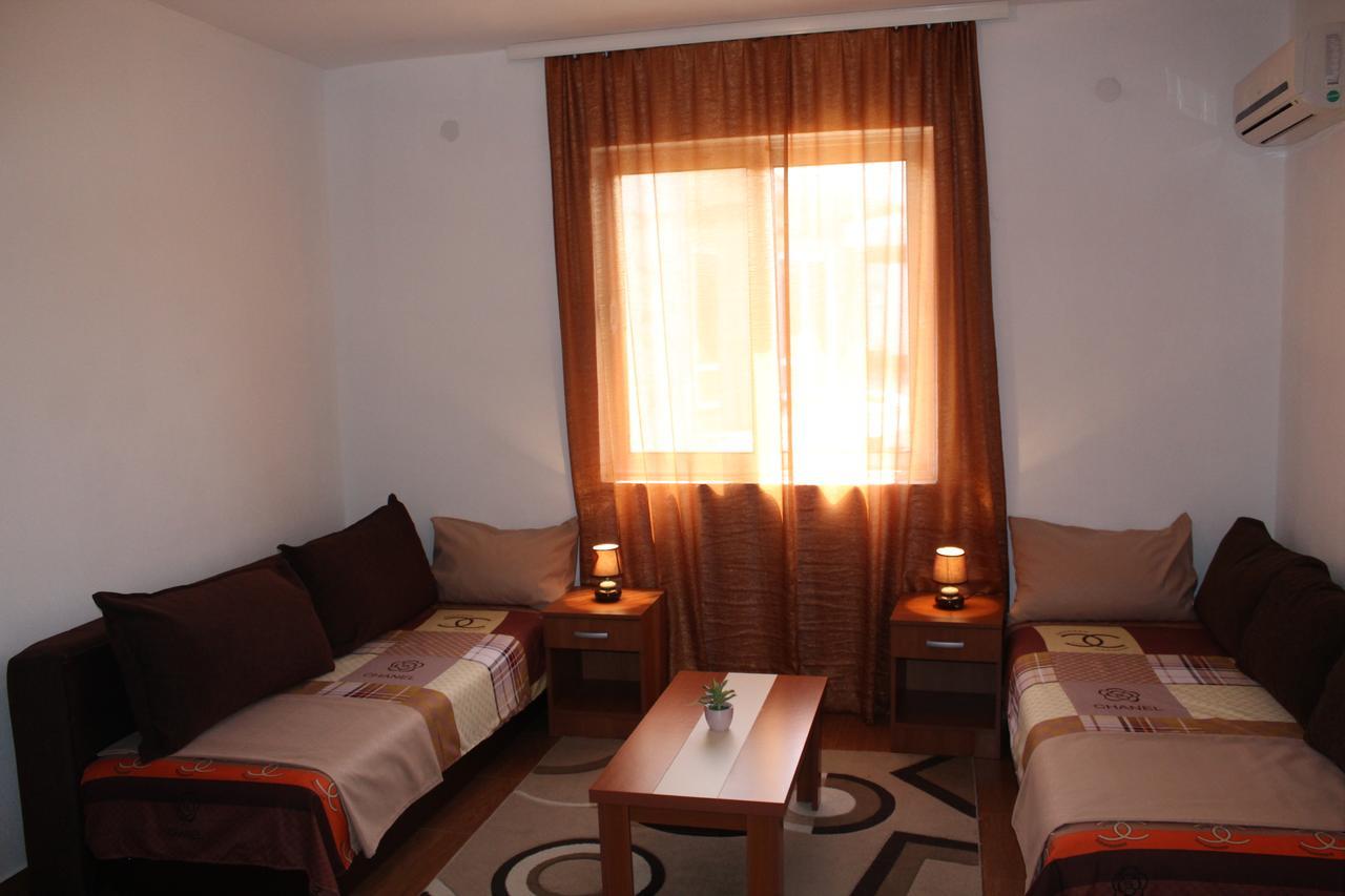 Apartments Fat E Jet - Pool & Breakfast Ulcinj Eksteriør bilde