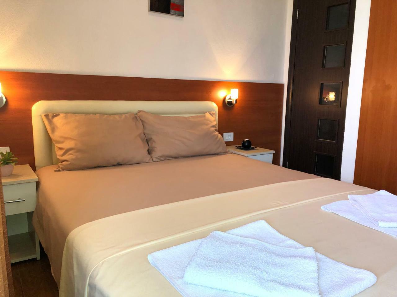 Apartments Fat E Jet - Pool & Breakfast Ulcinj Eksteriør bilde